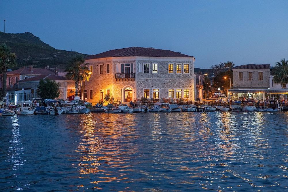 La Petra Hotel Ізмір Екстер'єр фото