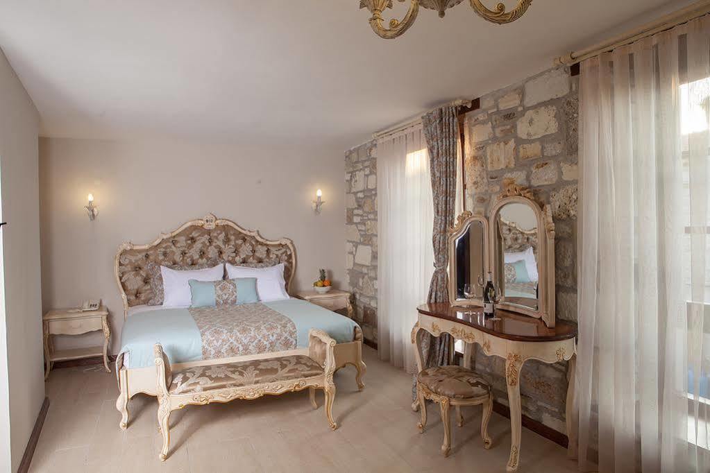 La Petra Hotel Ізмір Екстер'єр фото
